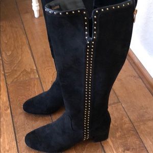 Brand New! Black suede boots